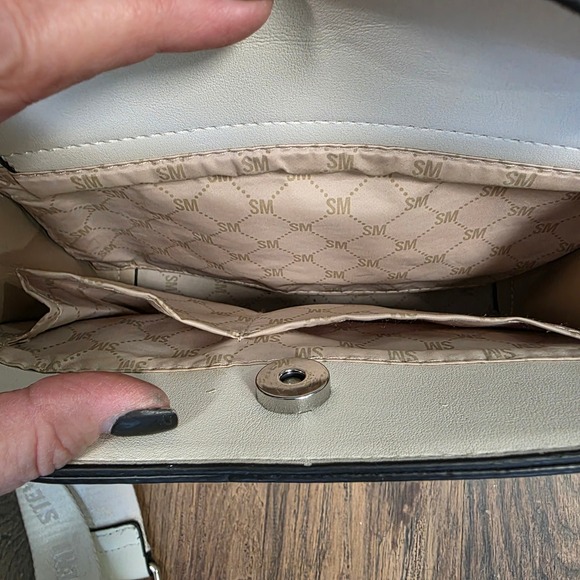 Steve Madden White Embossed Logo Crossbody Bag Adjustable Strap city Scandi Chic - Picture 12 of 14